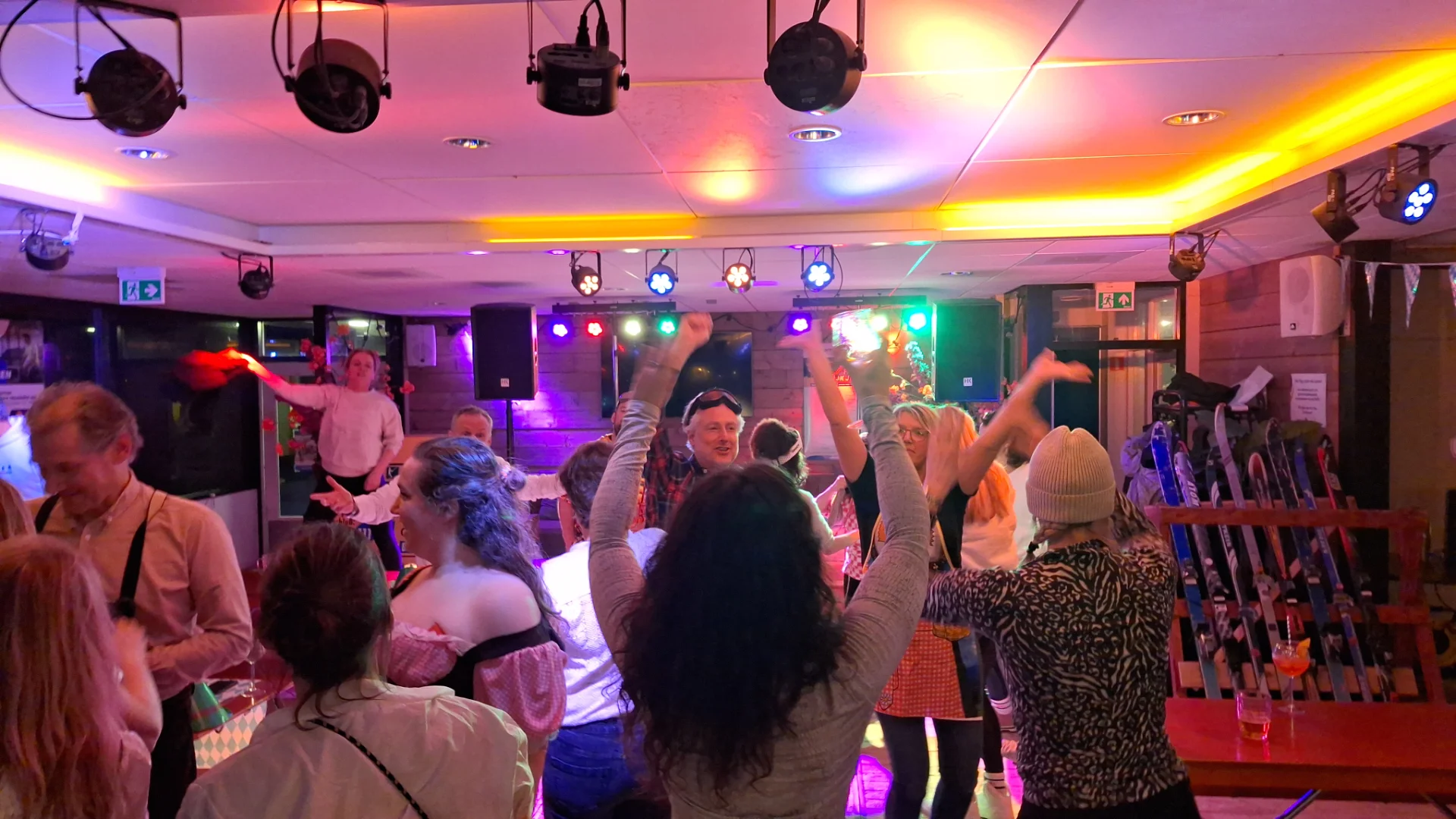 apres-ski feest Sportclub Houten